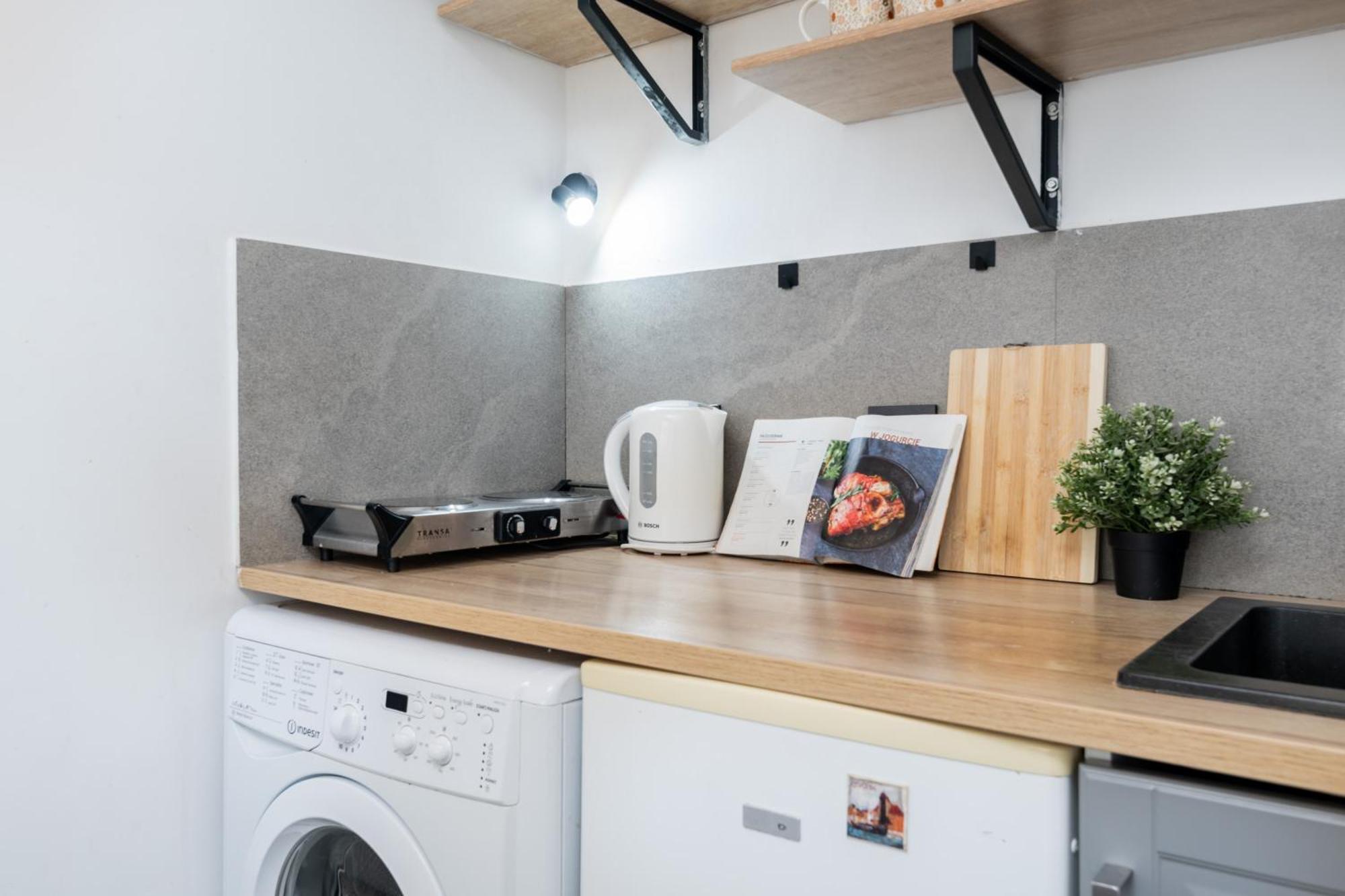 Superapart Swietokrzyska 35 *