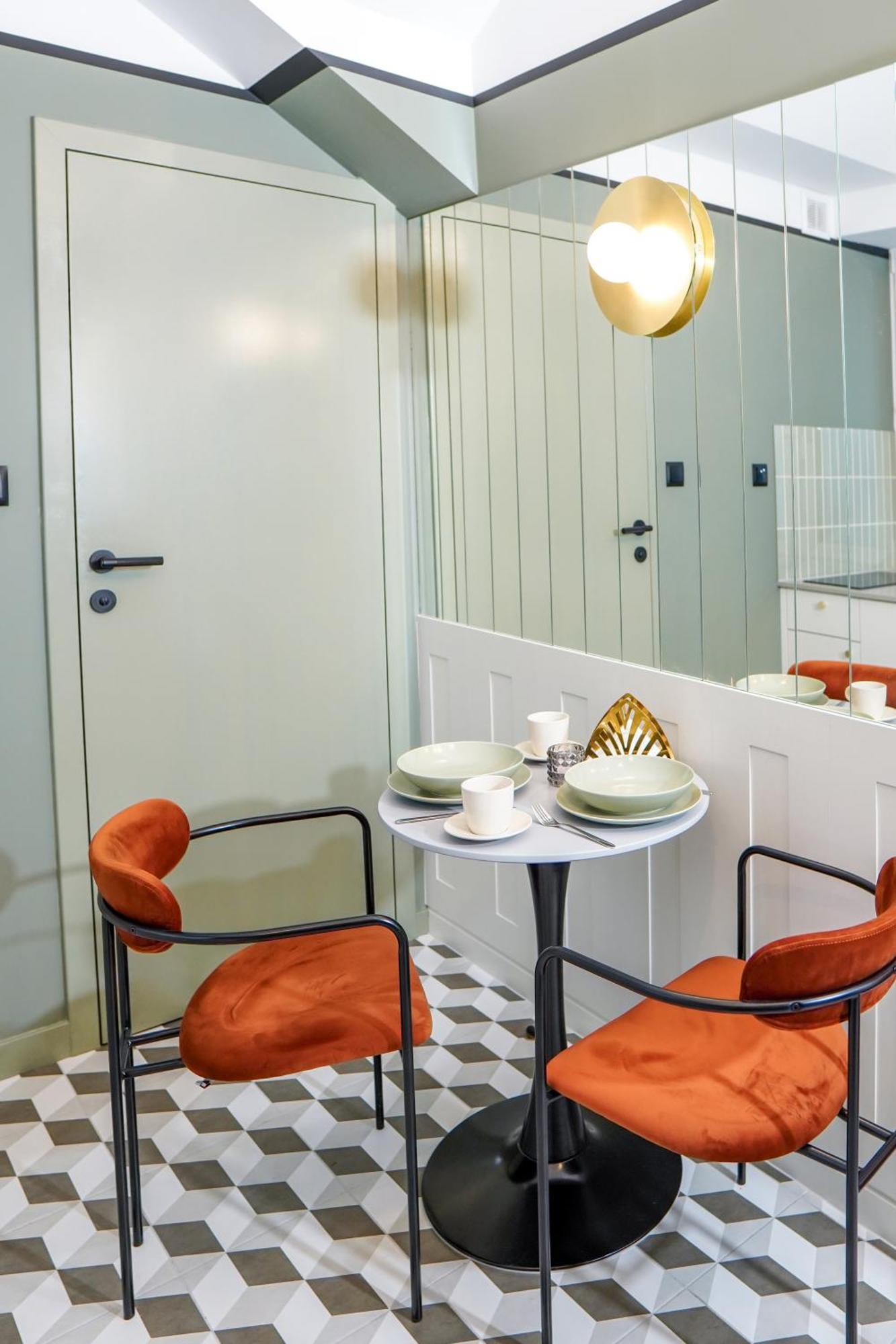 Apartment Nowy Swiat 28 Warsaw