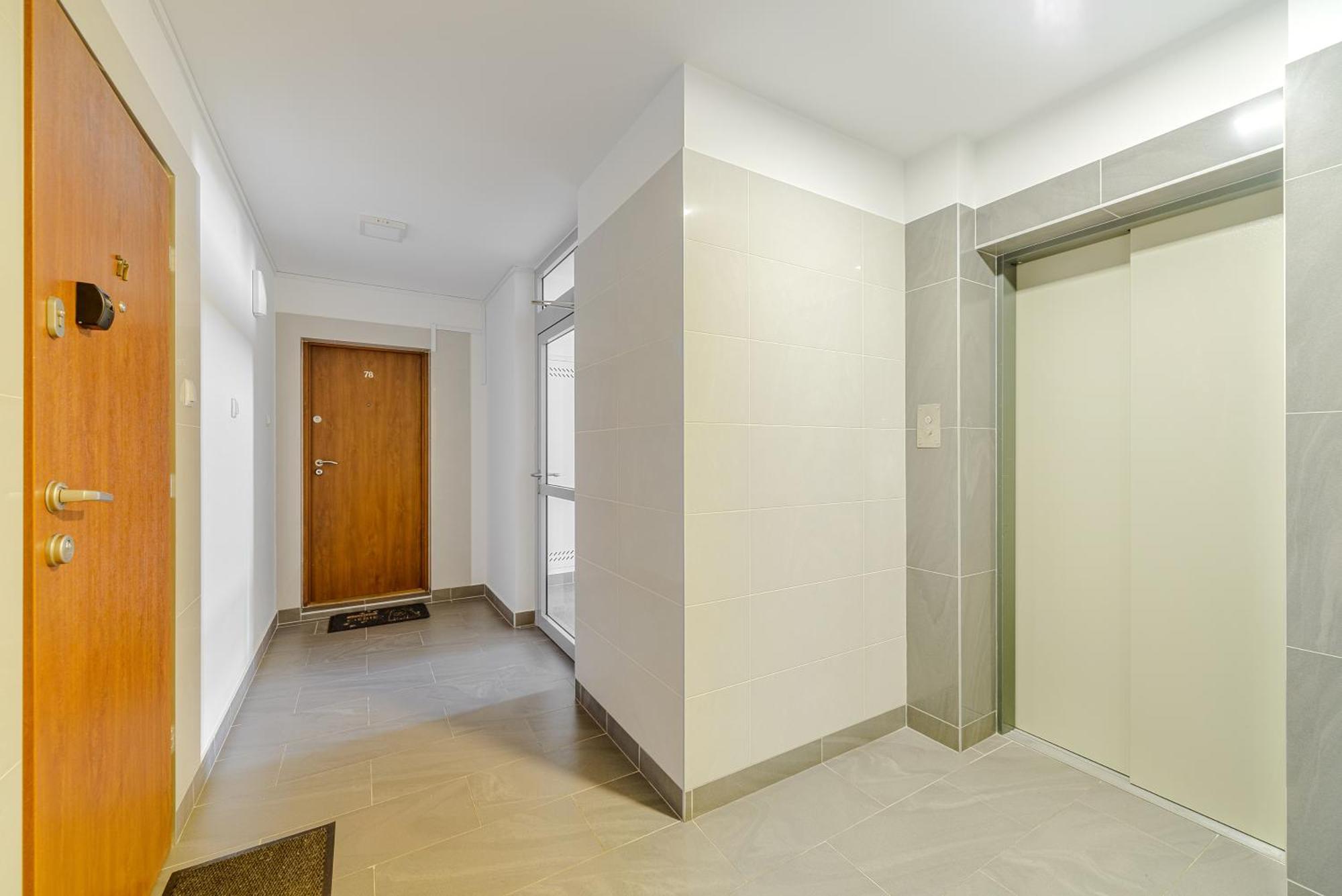 Apartament Shortstaypoland Bohaterewicza B69