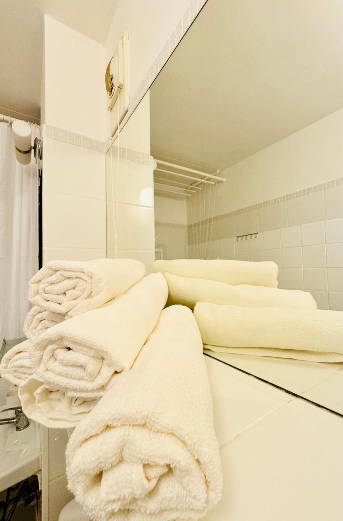 Apartament In The Heart Of City Center