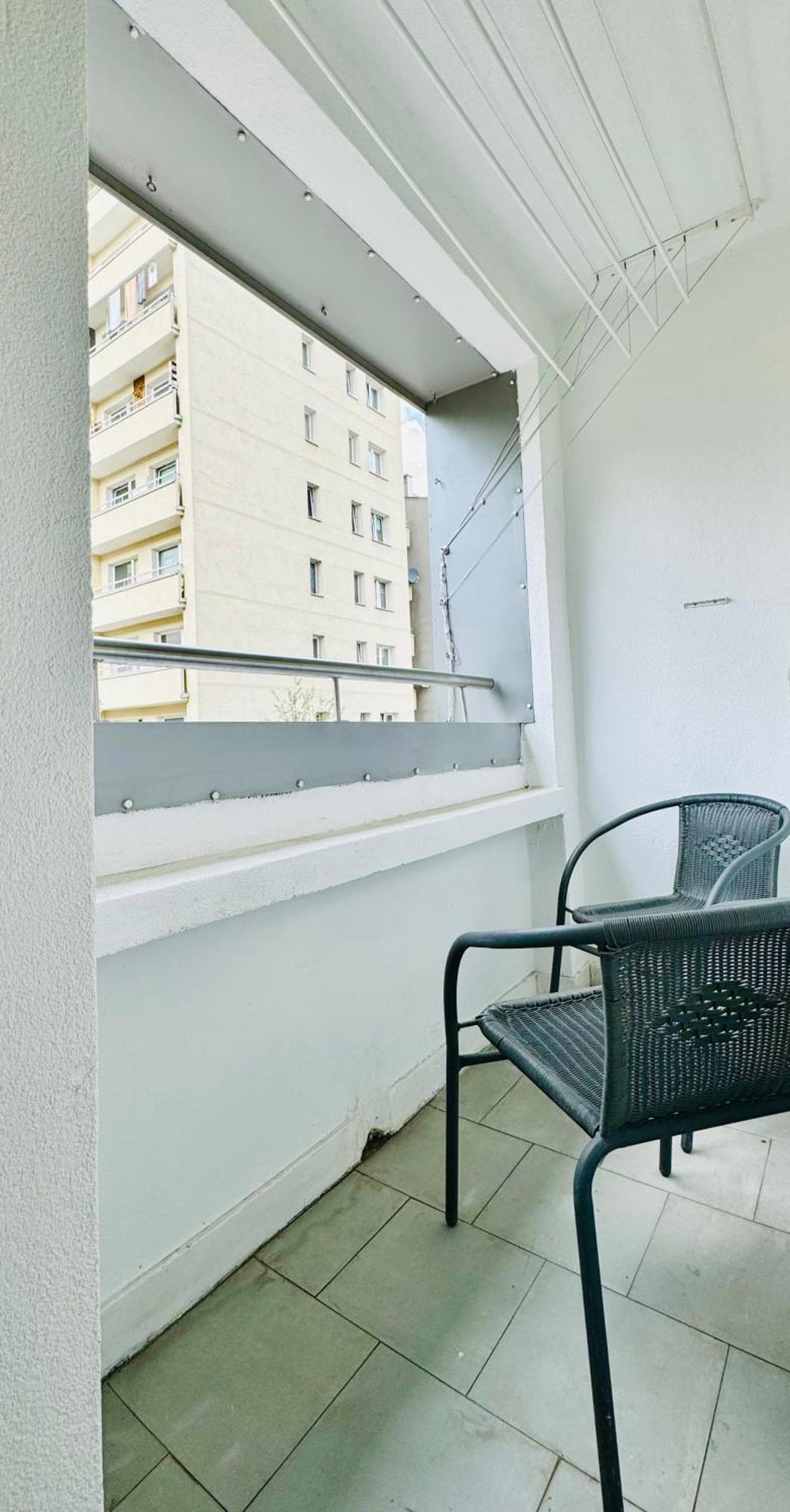 Apartament In The Heart Of City Center
