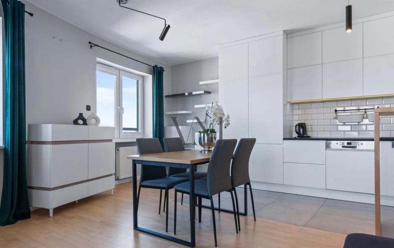 Apartment Mieszkanie Z Przepieknym Widokiem Ul Motorowa Taylor Swift 4,5km Od Stadionu Narodowego