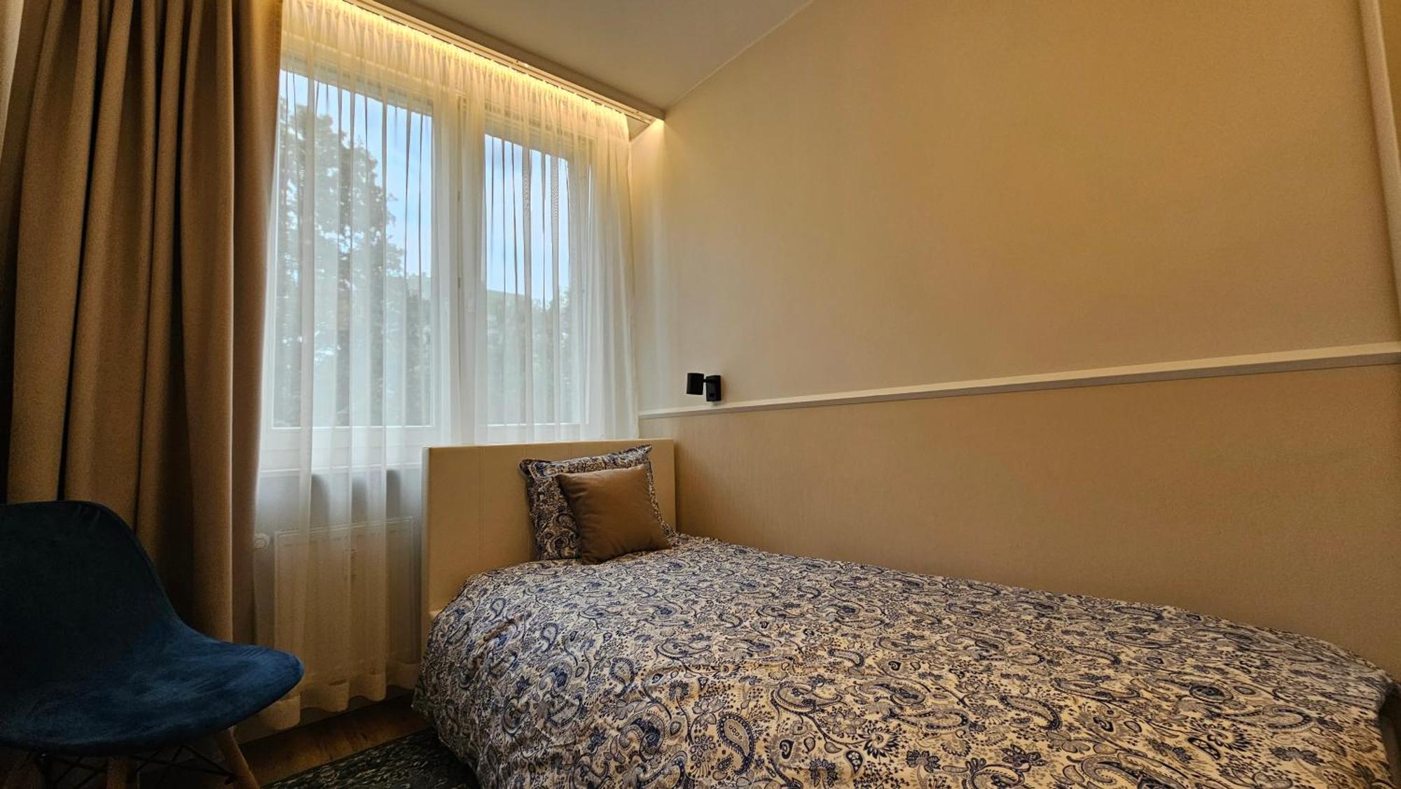Metro Apartamento