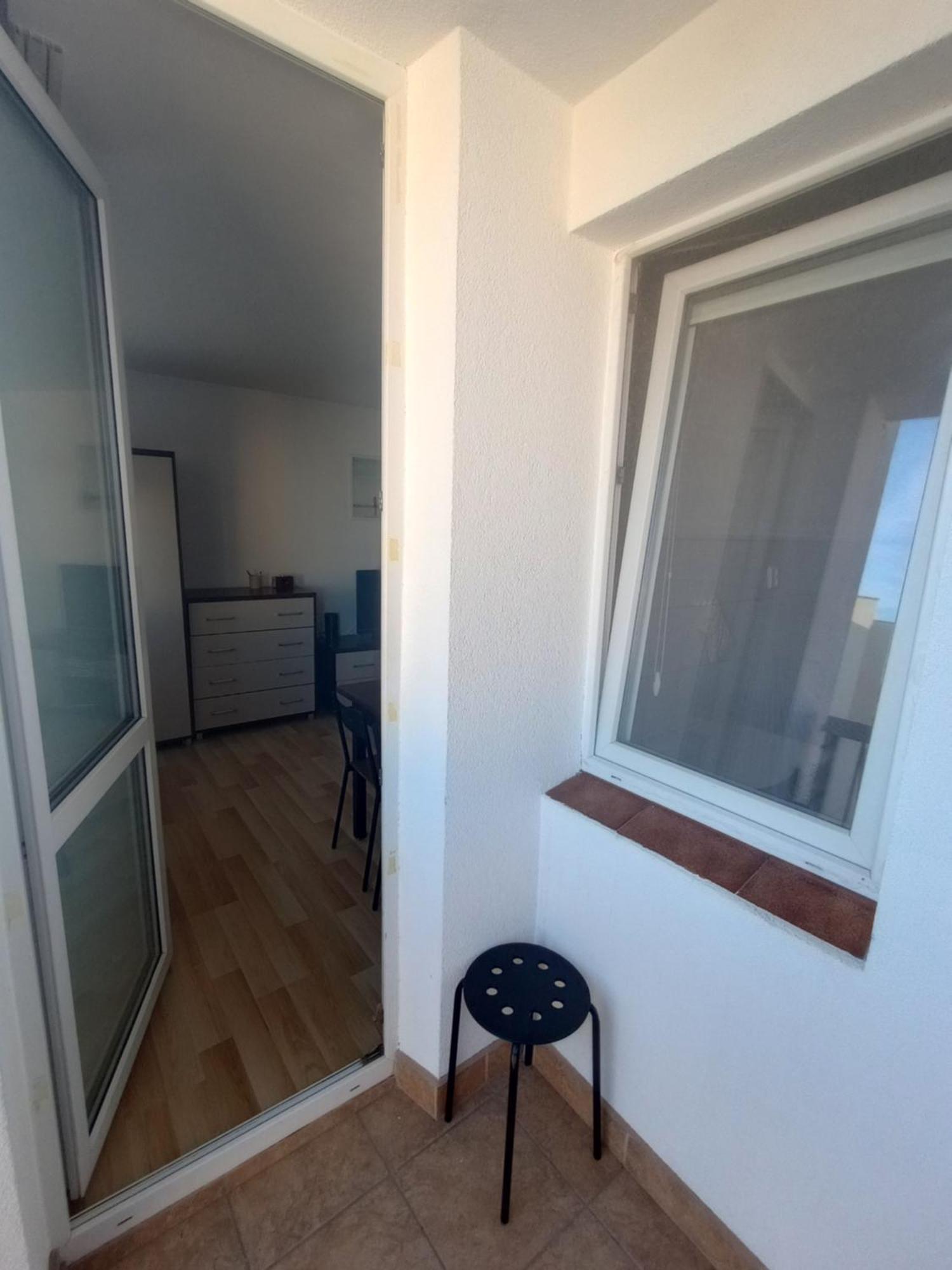 Saska Kepa! 3 Pokojowy Prywatny Apartament, Bezplatny Parking, Wifi, Centrum I Stadion 15min - Self Check In Apartment Warsaw