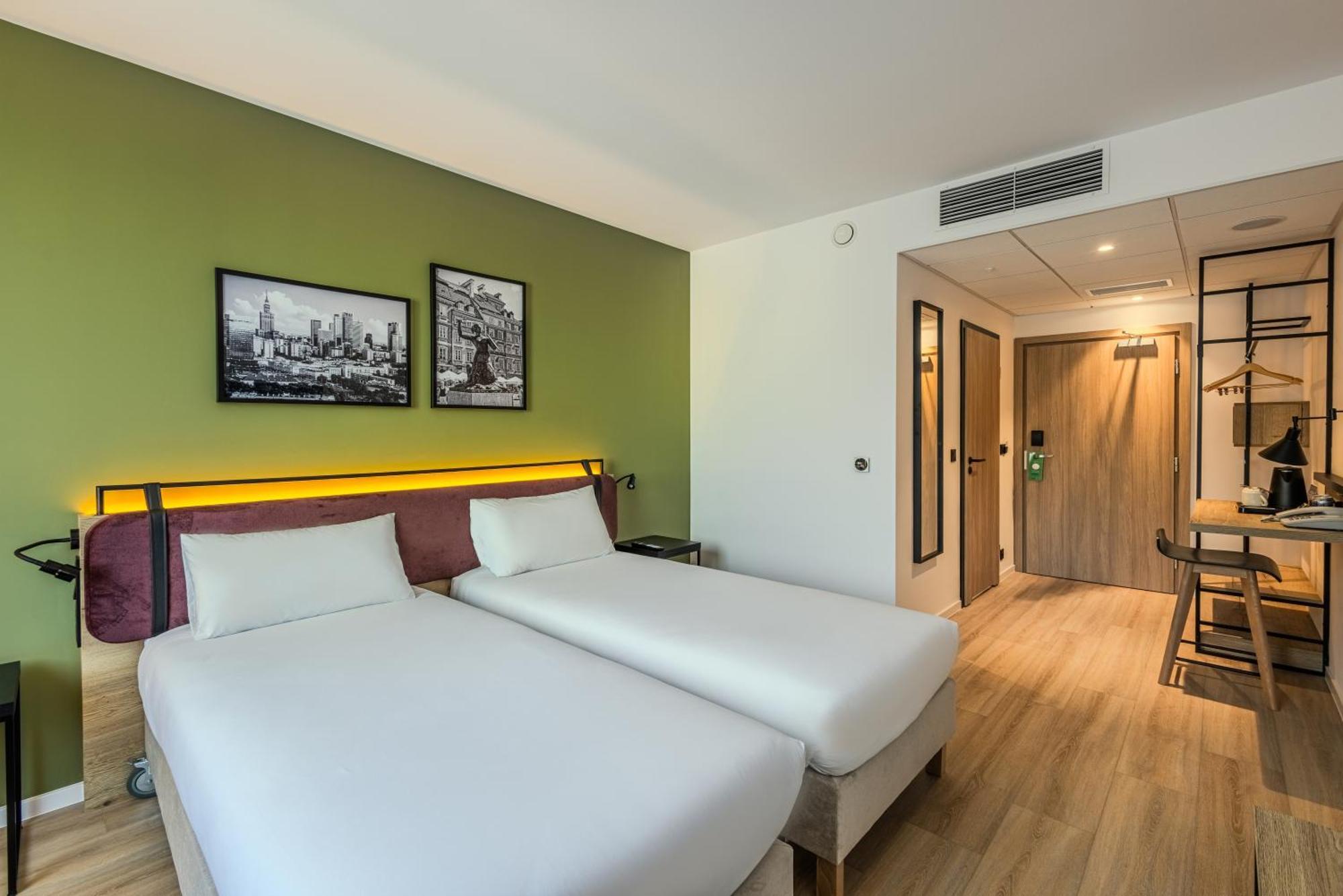 Hotel Campanile Polnoc