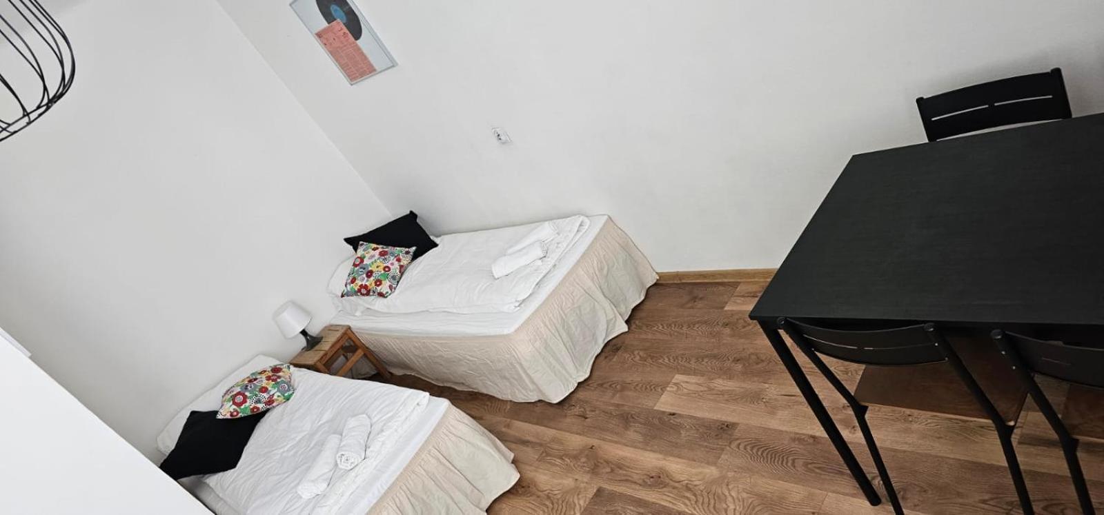 Apartment Woloska 80 *