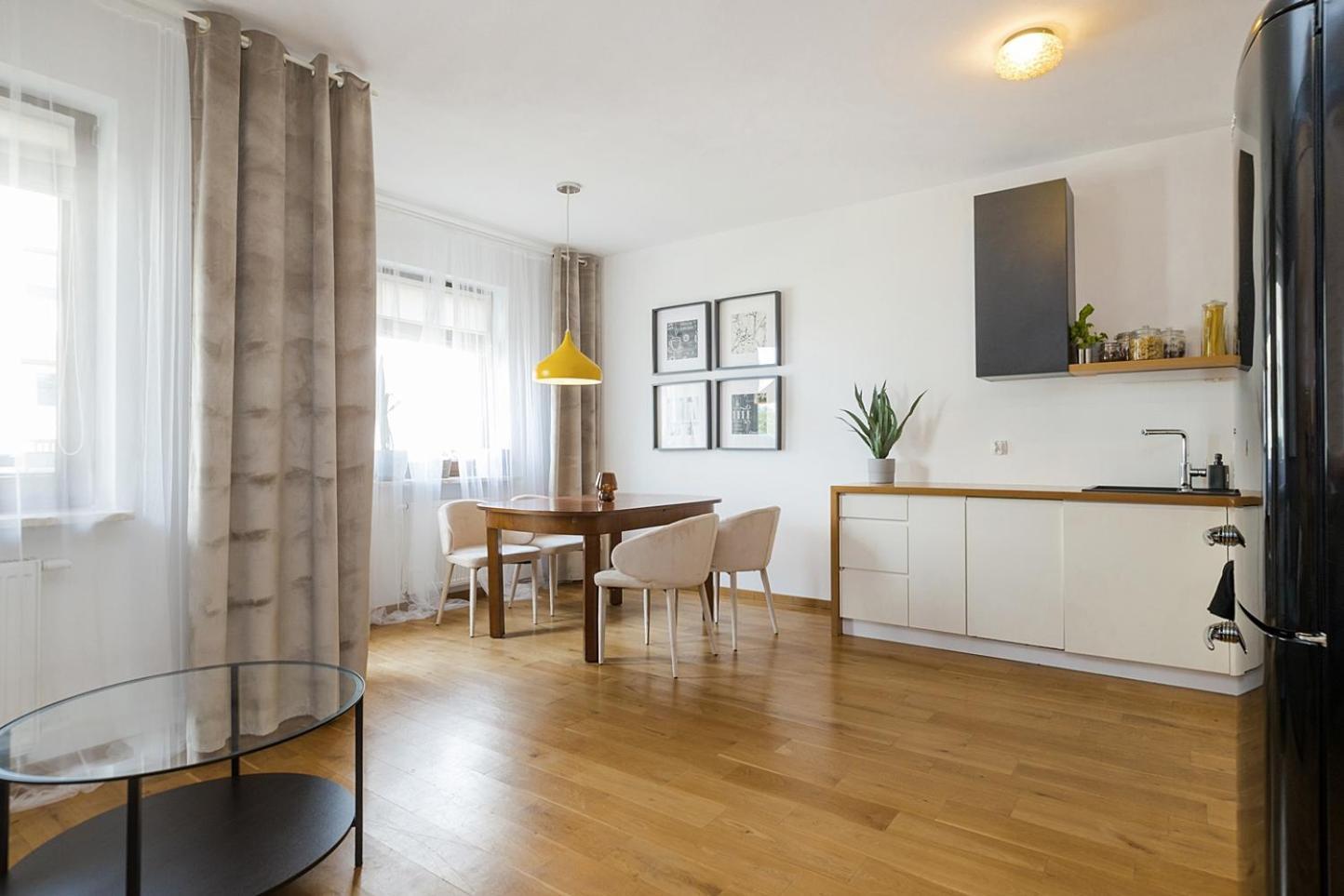 Lanciego - Przytulny Z Osobna Sypialna, Balkon, Wi-fi, Natolin, Ursynow Warsaw