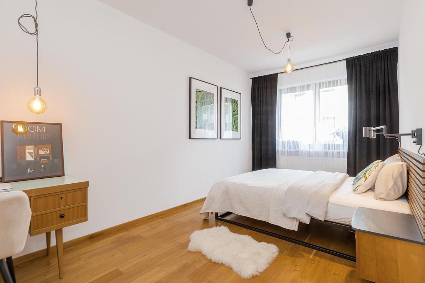 Apartment Lanciego - Przytulny Z Osobna Sypialna, Balkon, Wi-fi, Natolin, Ursynow *