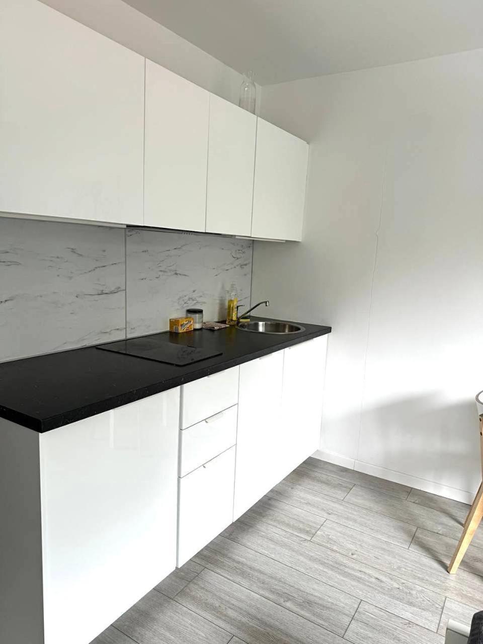 Apartment Quiet Near The Park, Metro, Centre, Wi-fi - By Hik Warsaw