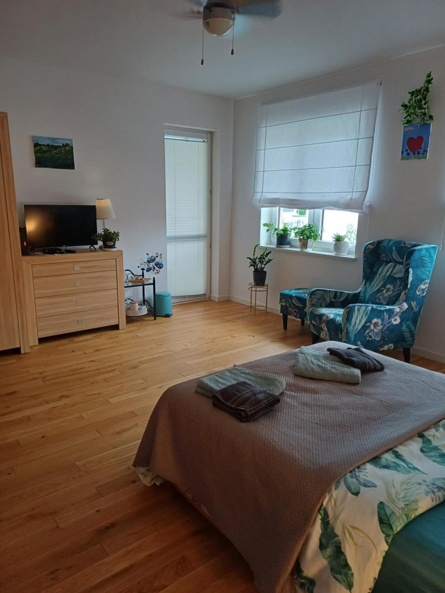 Homestay Kwatera Ulica Paprotki 23 Wilanow Warsaw