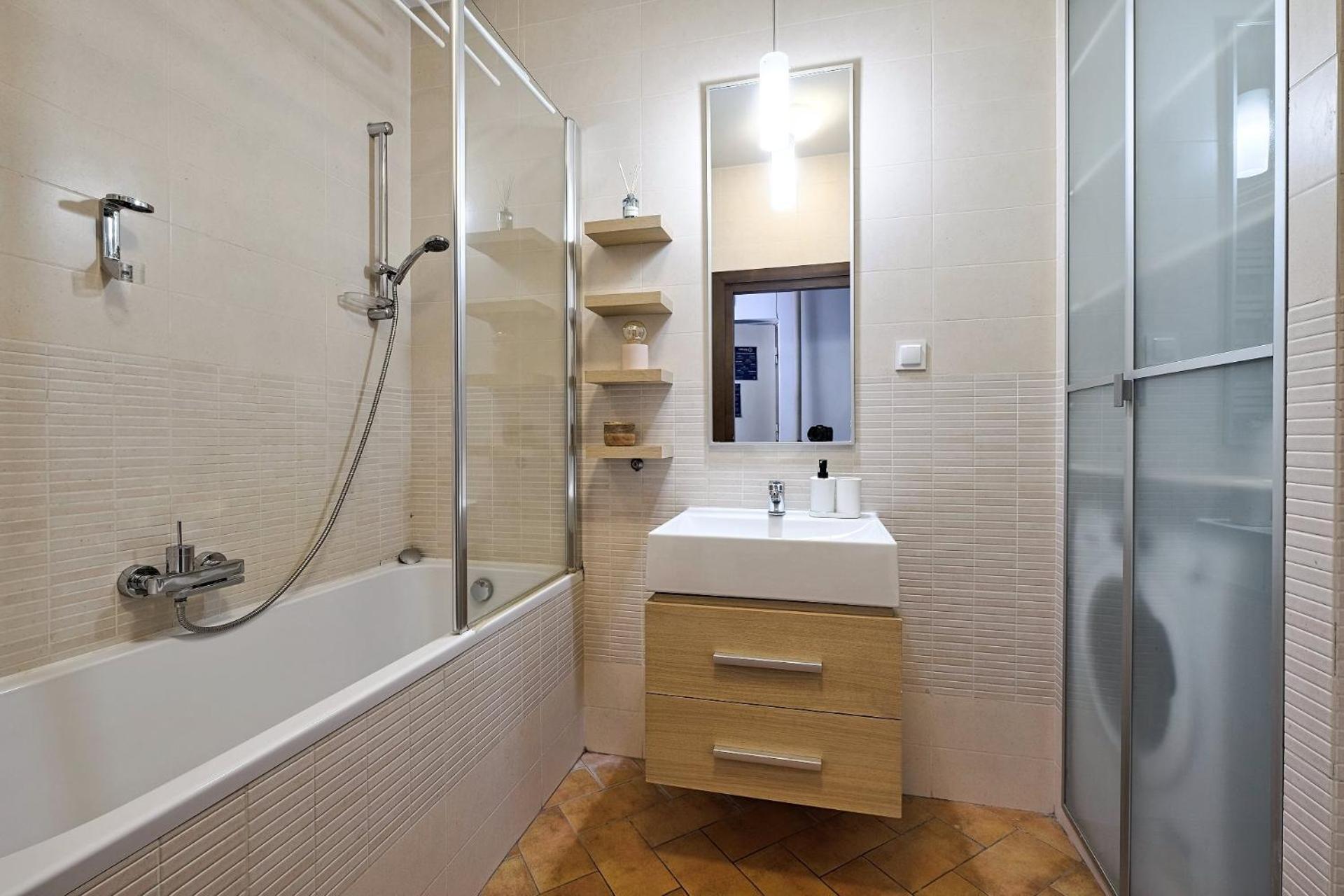 Apartament Urbannestgroup - Old Town - Freta 2 *