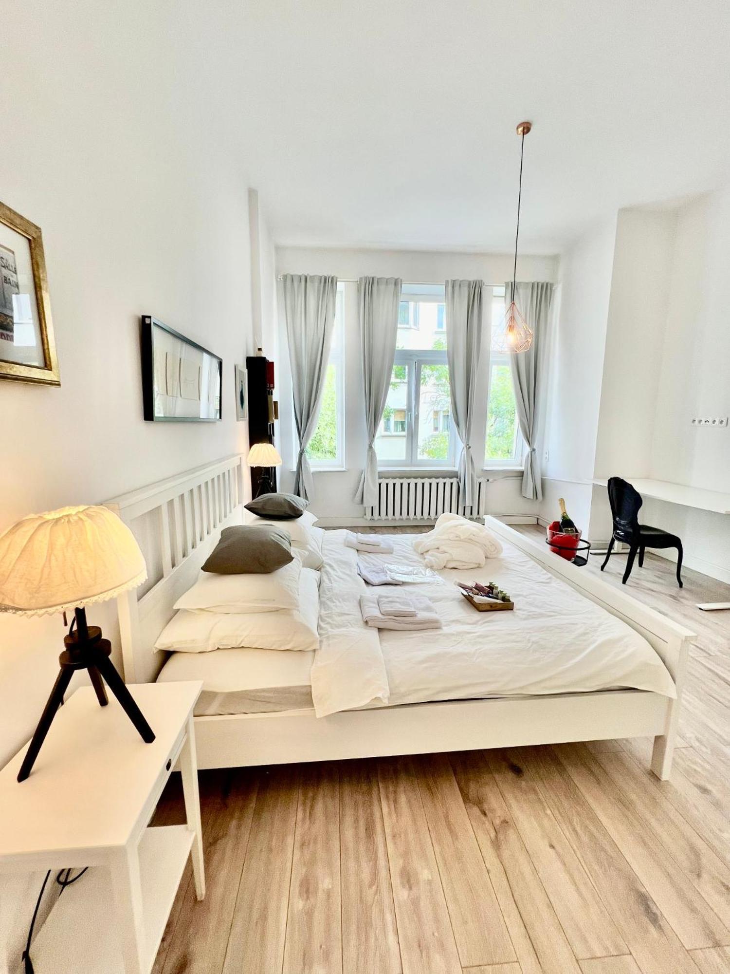 Apartament Hoza *