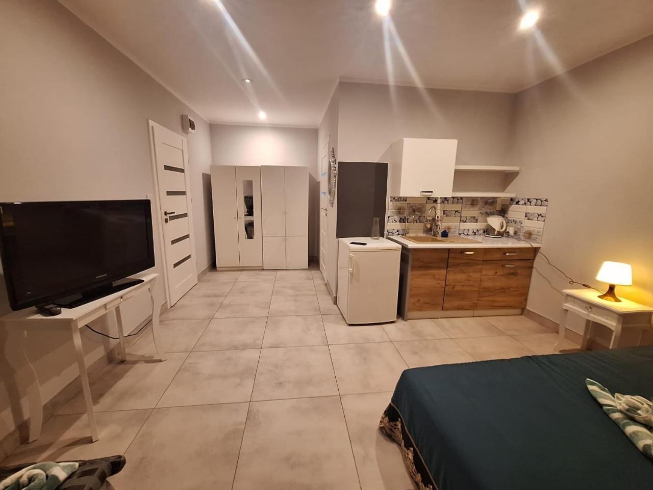 Apartment Niyaz Warschau