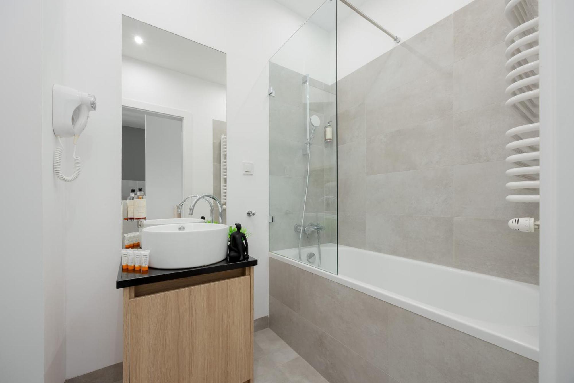 Apartment Wola Pet-friendly With Ac Slawinska By Renters