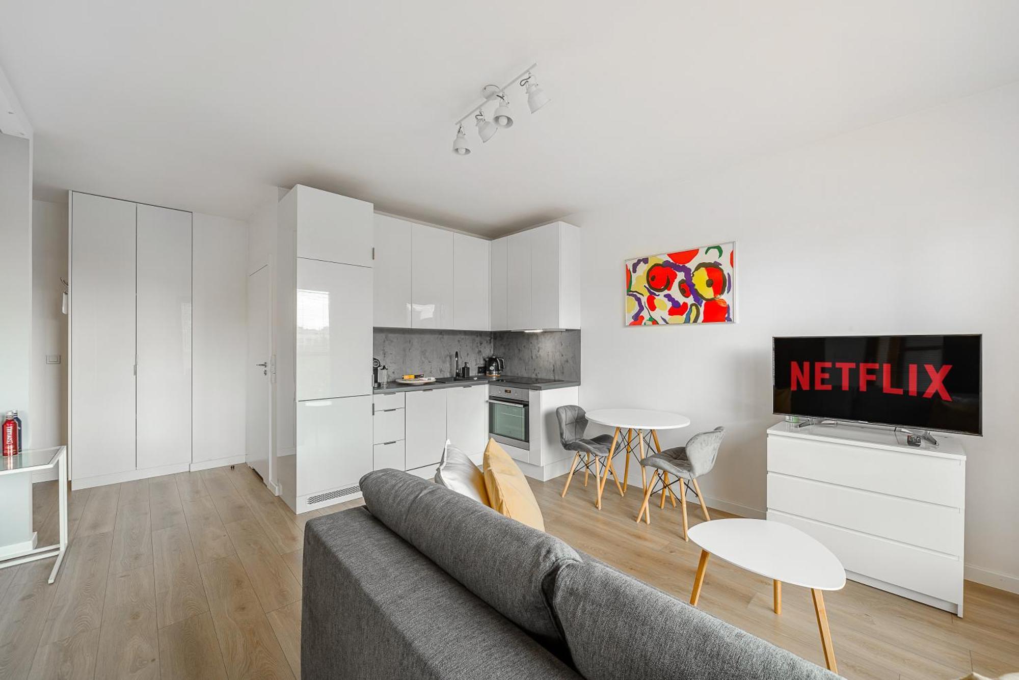 Apartment Luxury Mennica With Parking