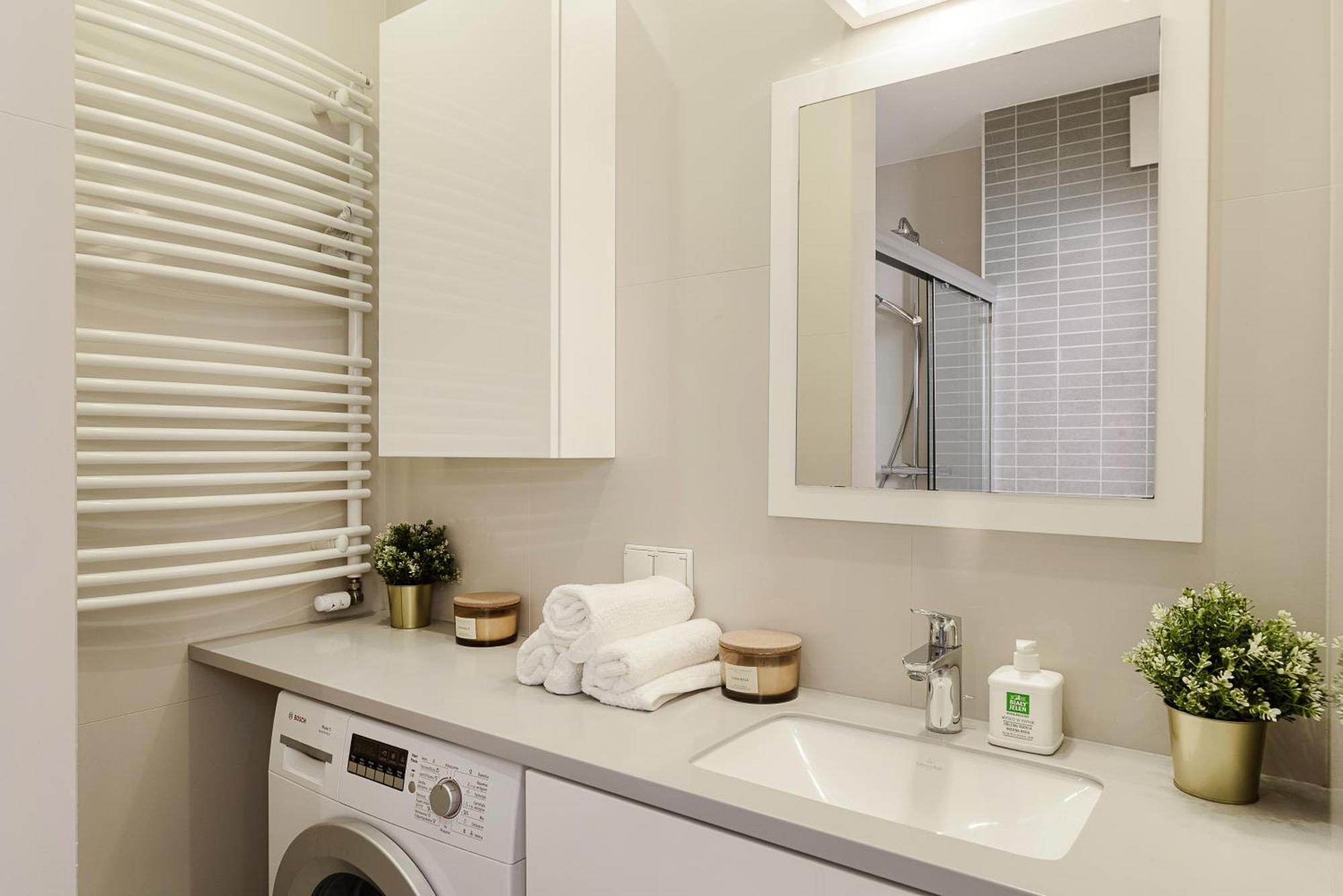 Apartment Luxury Mennica With Parking
