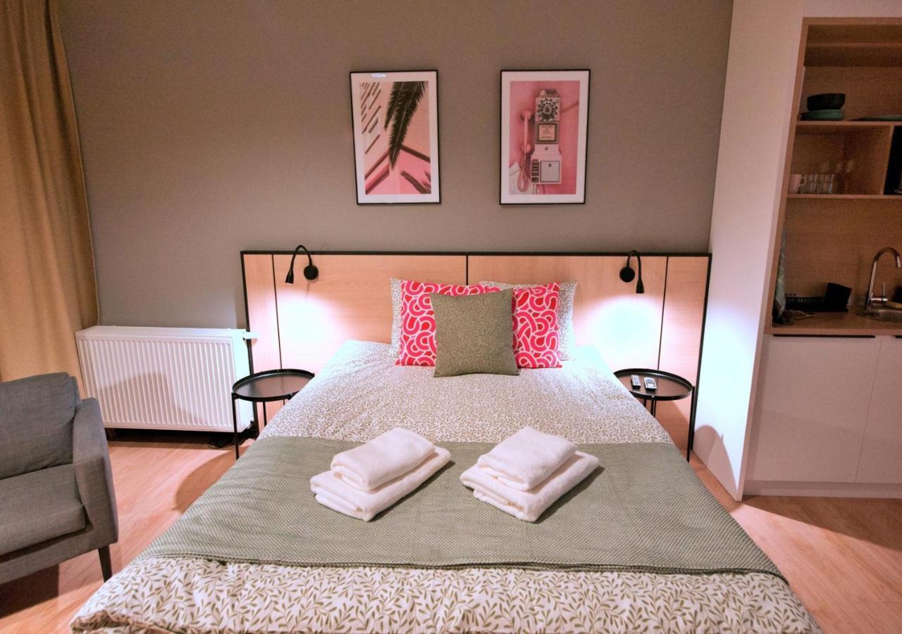 Bk Praga - National Stadium - Comfortable For 4 People Apartment Warsaw