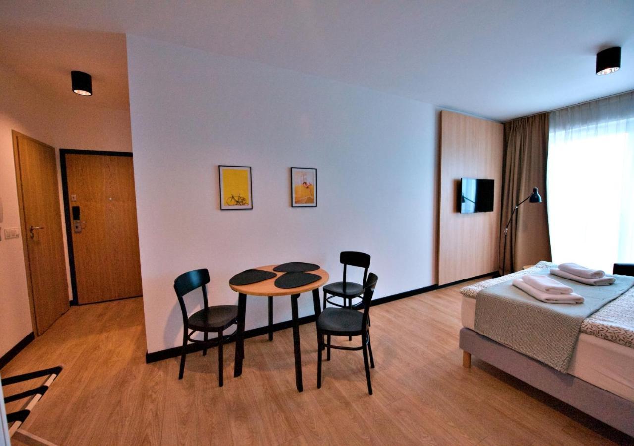 Apartment Bk Praga - National Stadium - Comfortable For 4 People *