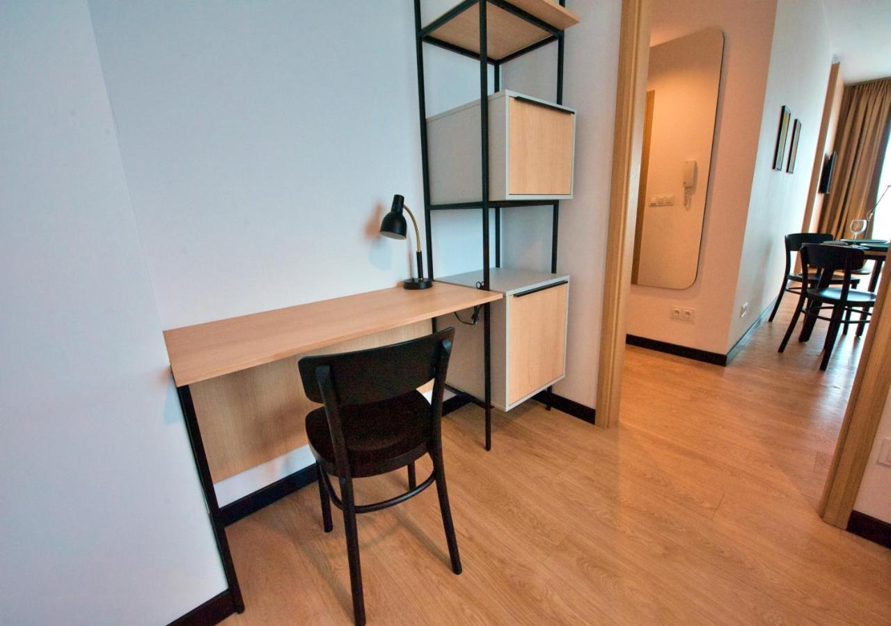 Bk Praga - National Stadium - Comfortable For 4 People Apartment Warsaw