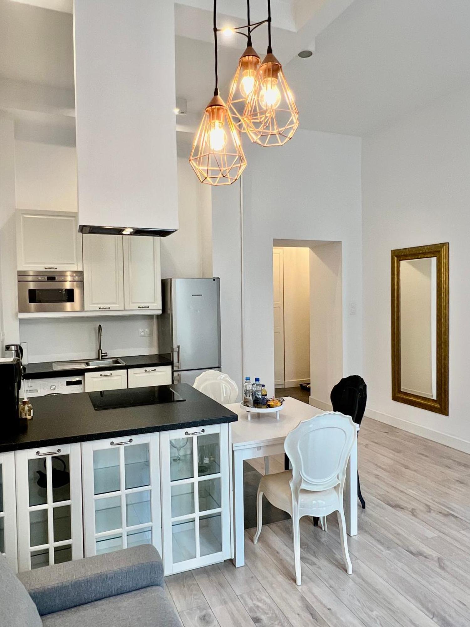 Apartament Hoza