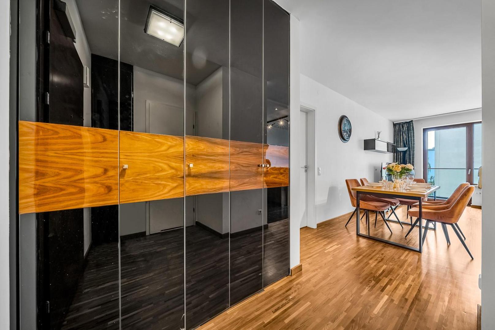 Center Business - Parking And Balcony - By Rentujemy * Warsaw