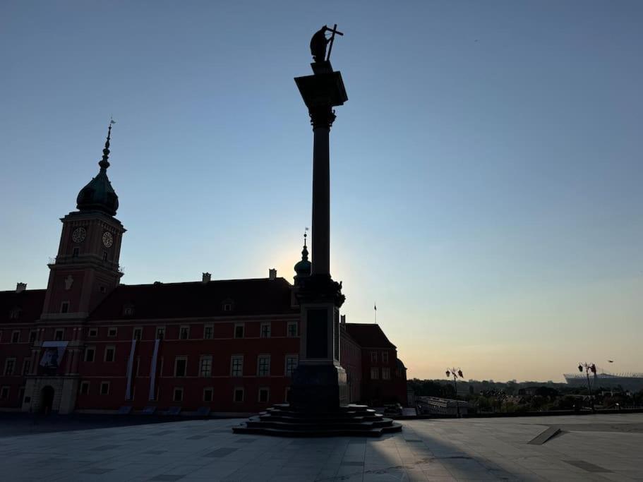 Old Town Residence, Historic Centre Castle Square Apartment *