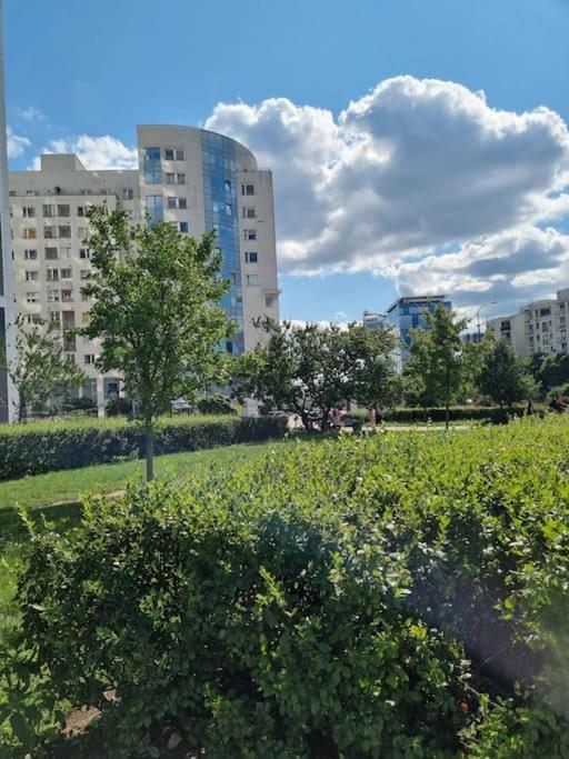 Apartament Przytulne Mieszkanko Z Balkonem I Parkingiem W Sercu Pragi Poludnie *
