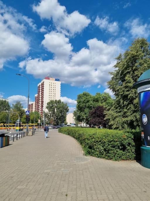 Przytulne Mieszkanko Z Balkonem I Parkingiem W Sercu Pragi Poludnie Warszawa