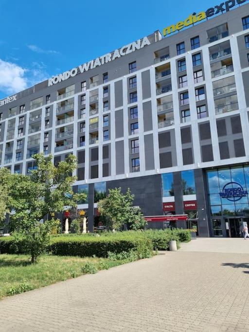 Przytulne Mieszkanko Z Balkonem I Parkingiem W Sercu Pragi Poludnie *