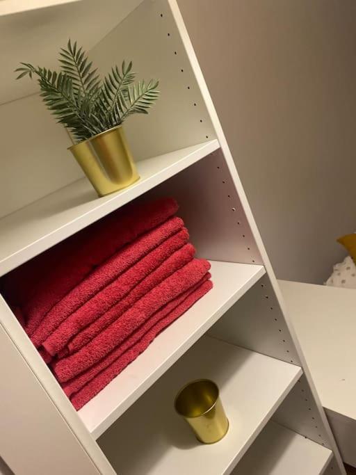 Apartment Workation Centre Metro Park Family 15 Min Palace Kultury Warschau