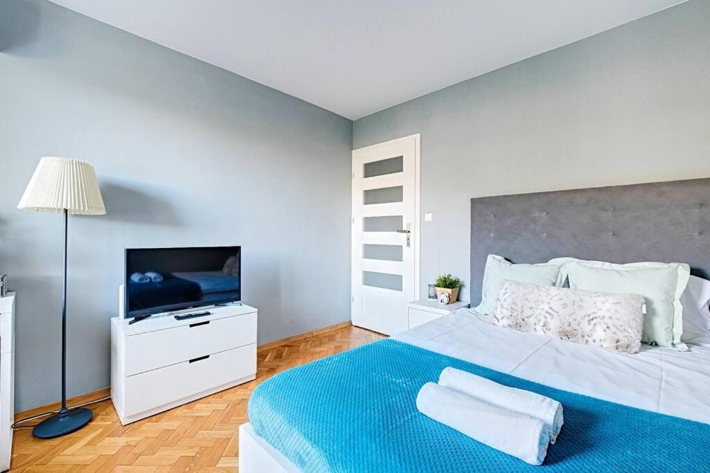 Super With Air Conditioning New Flat With Wifi