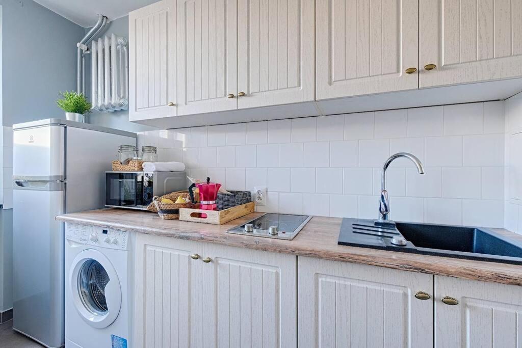 Apartment Super With Air Conditioning New Flat With Wifi