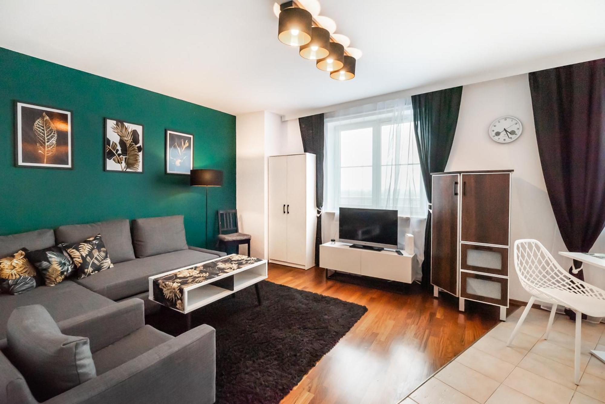 Saska Kepa Malachite Apartment *