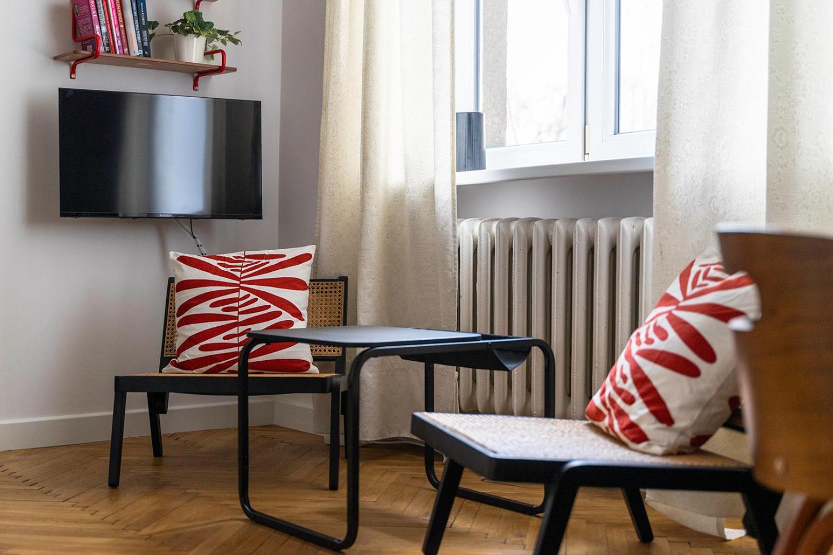 Apartamento Near River - 58m2, Metro, Balcony Varsóvia