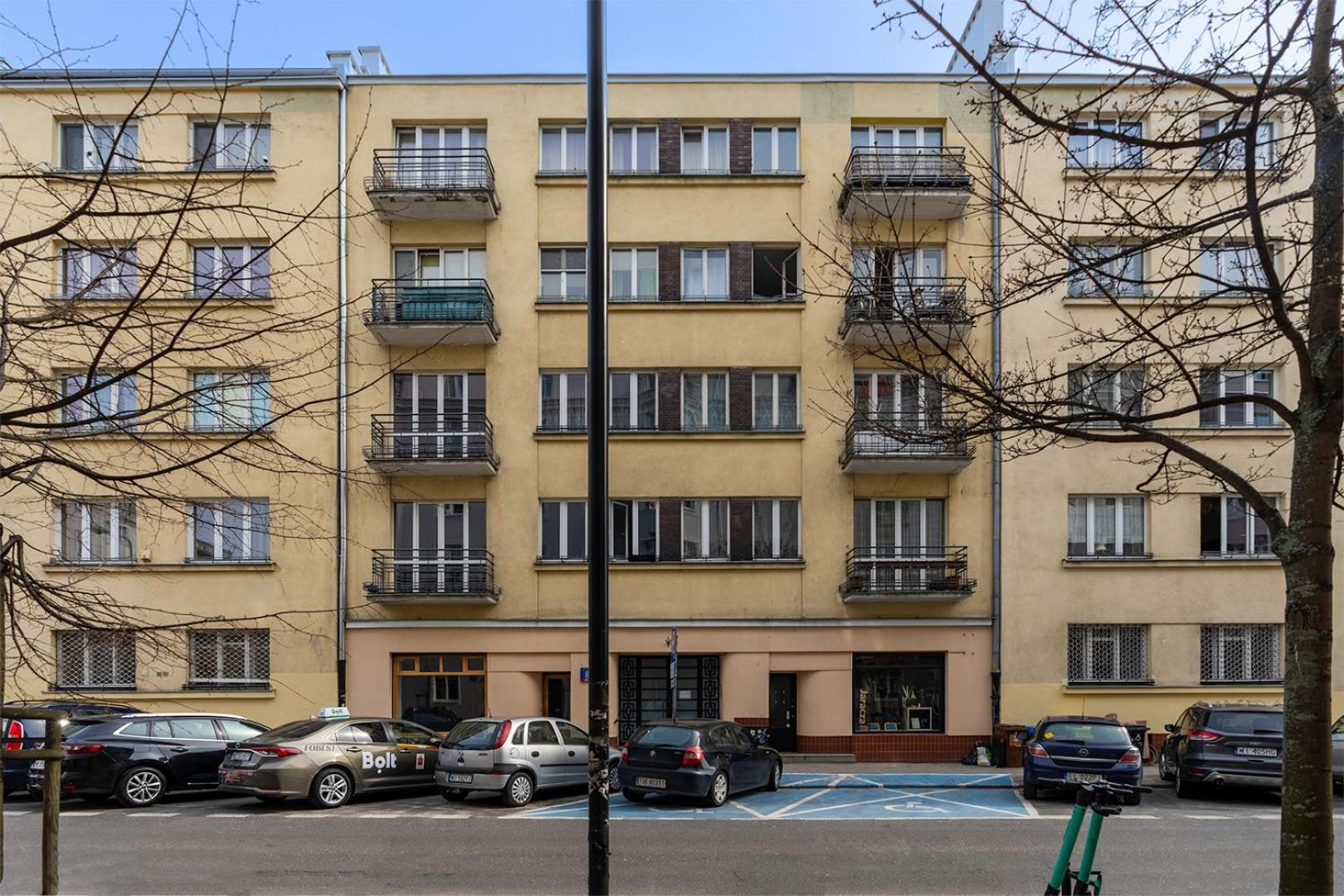 Near River - 58m2, Metro, Balcony