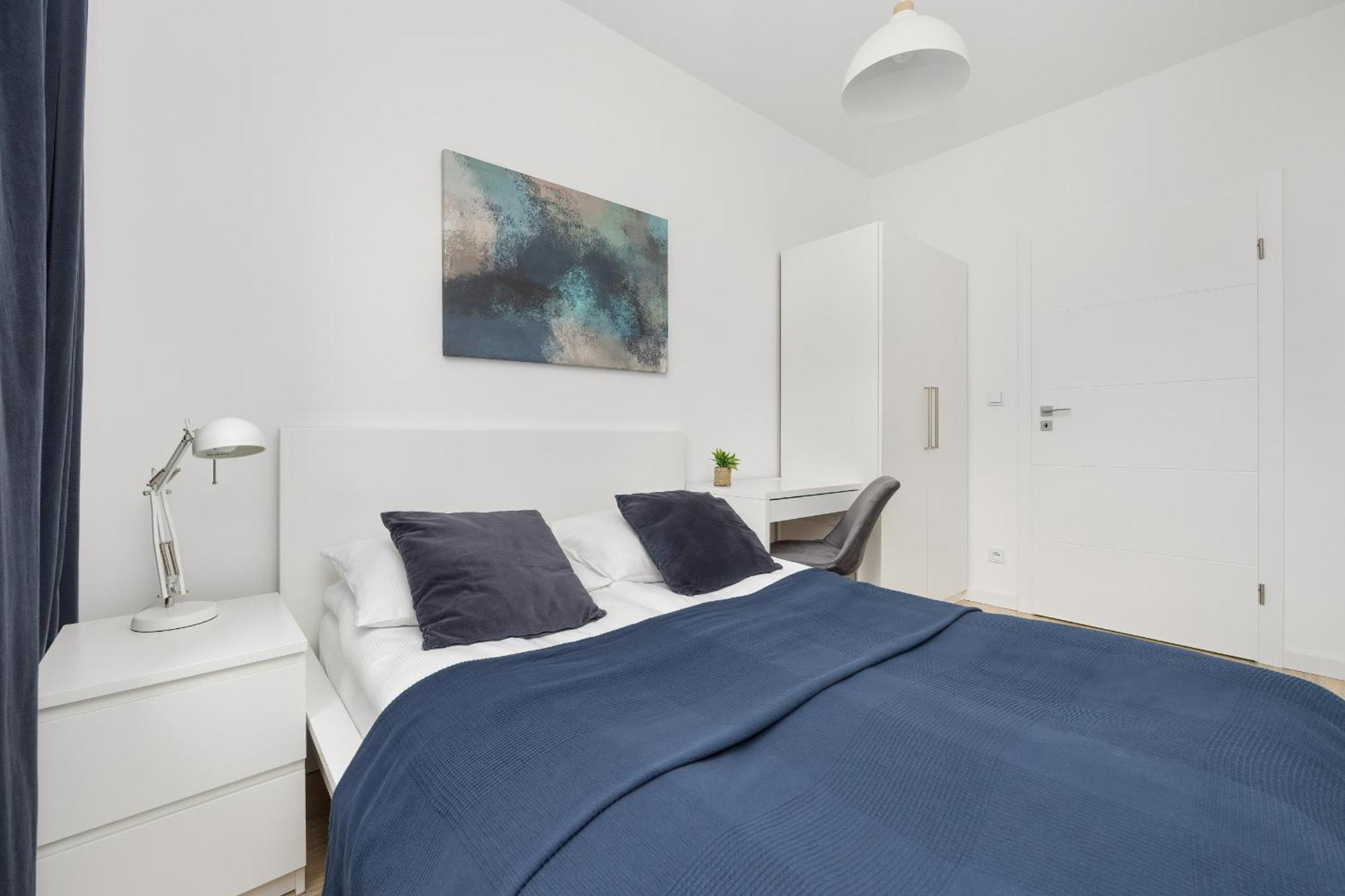 Comfy Two-bedroom Near Chopin Airport Warsaw's Ursynow By Renters Apartment *