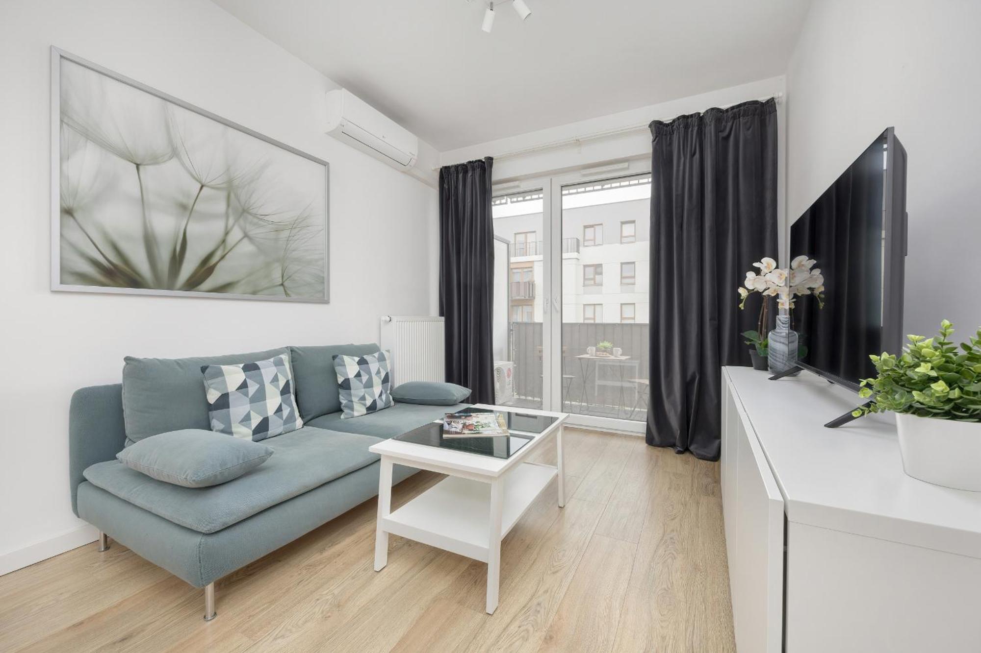 Apartment Comfy Two-bedroom Near Chopin Airport Warsaw's Ursynow By Renters *