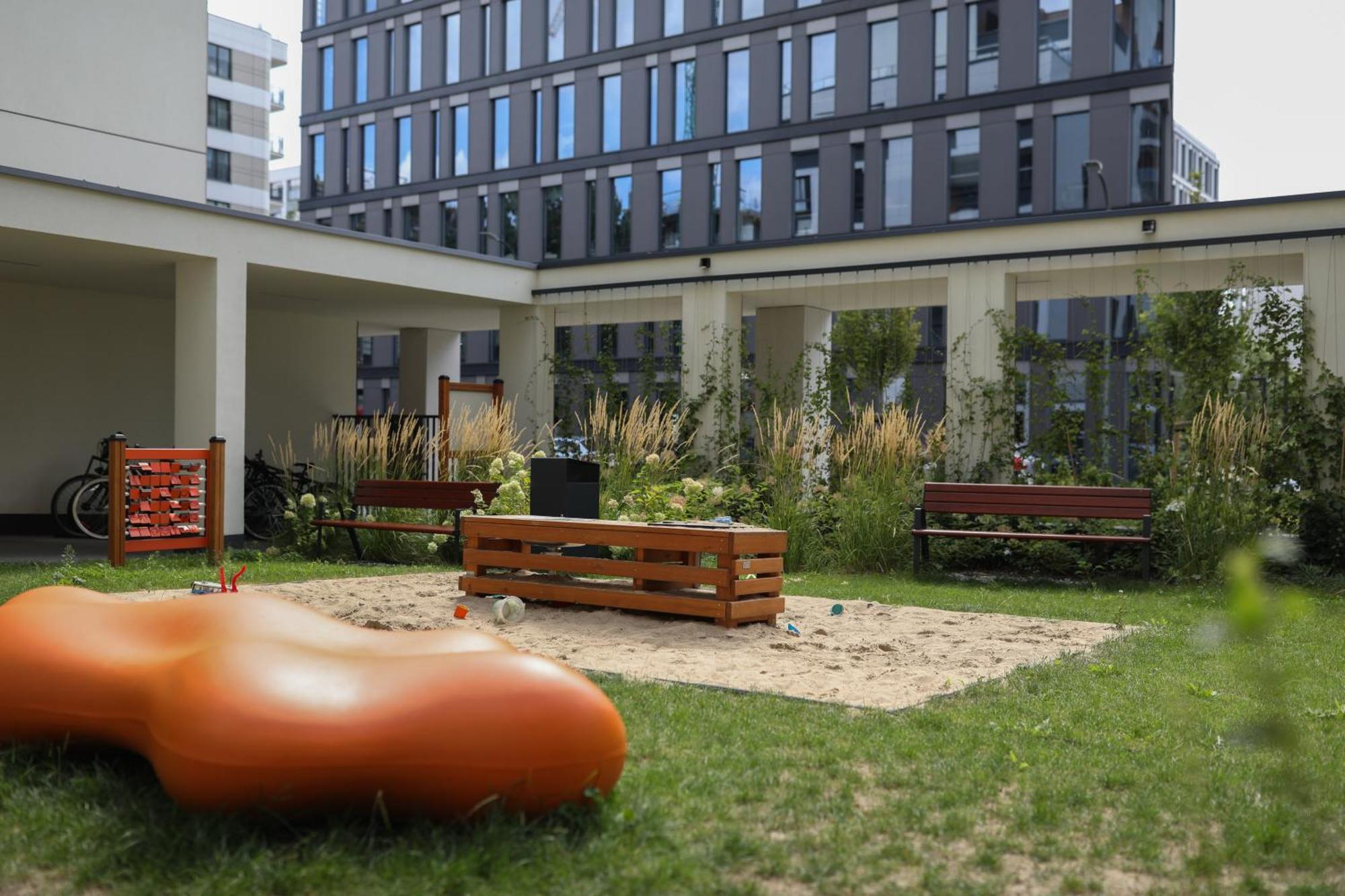 Apartament Zdziechowskiego With Parking And Ac, Mokotow