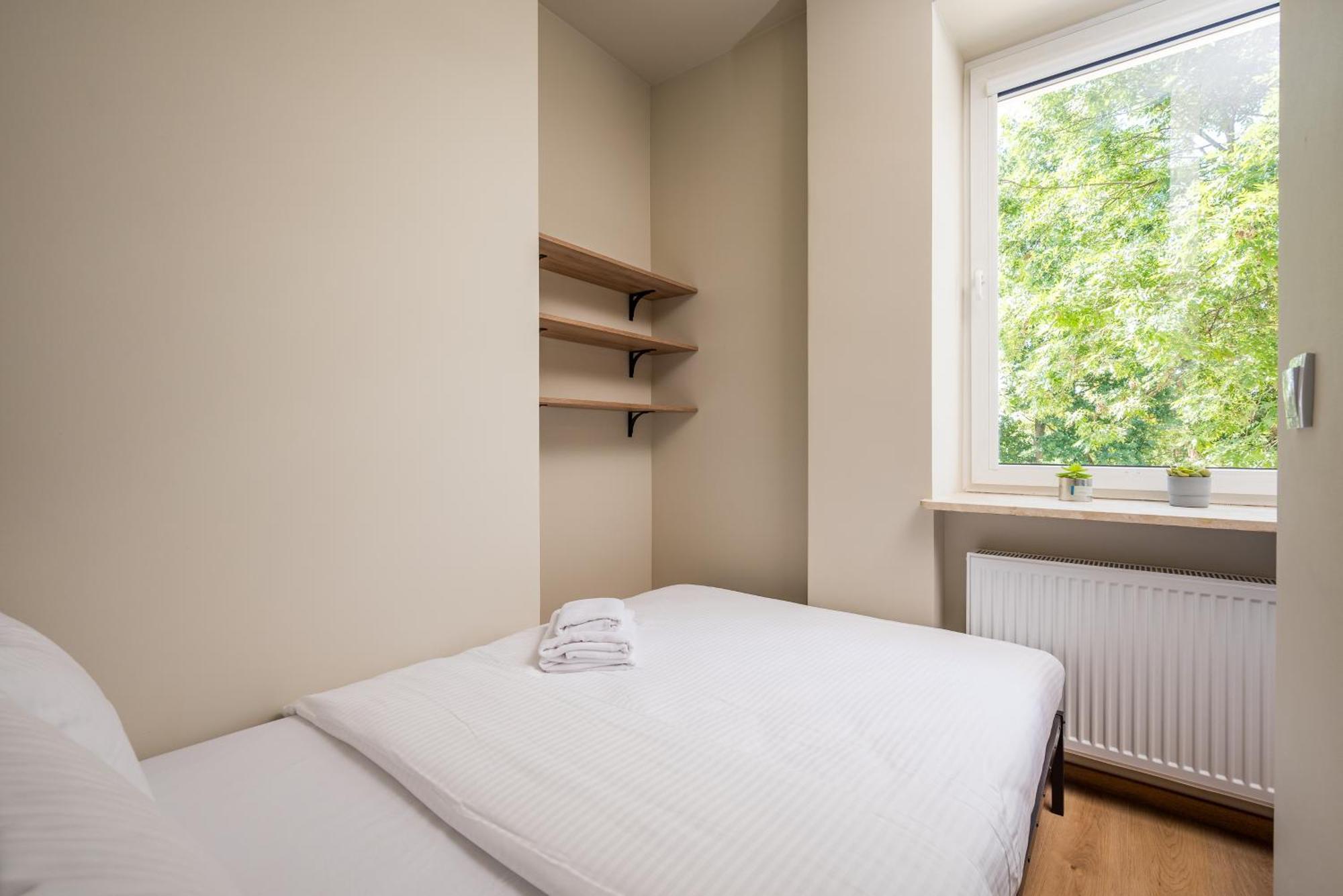 Wlochy Parkland Studio #7 Apartment *