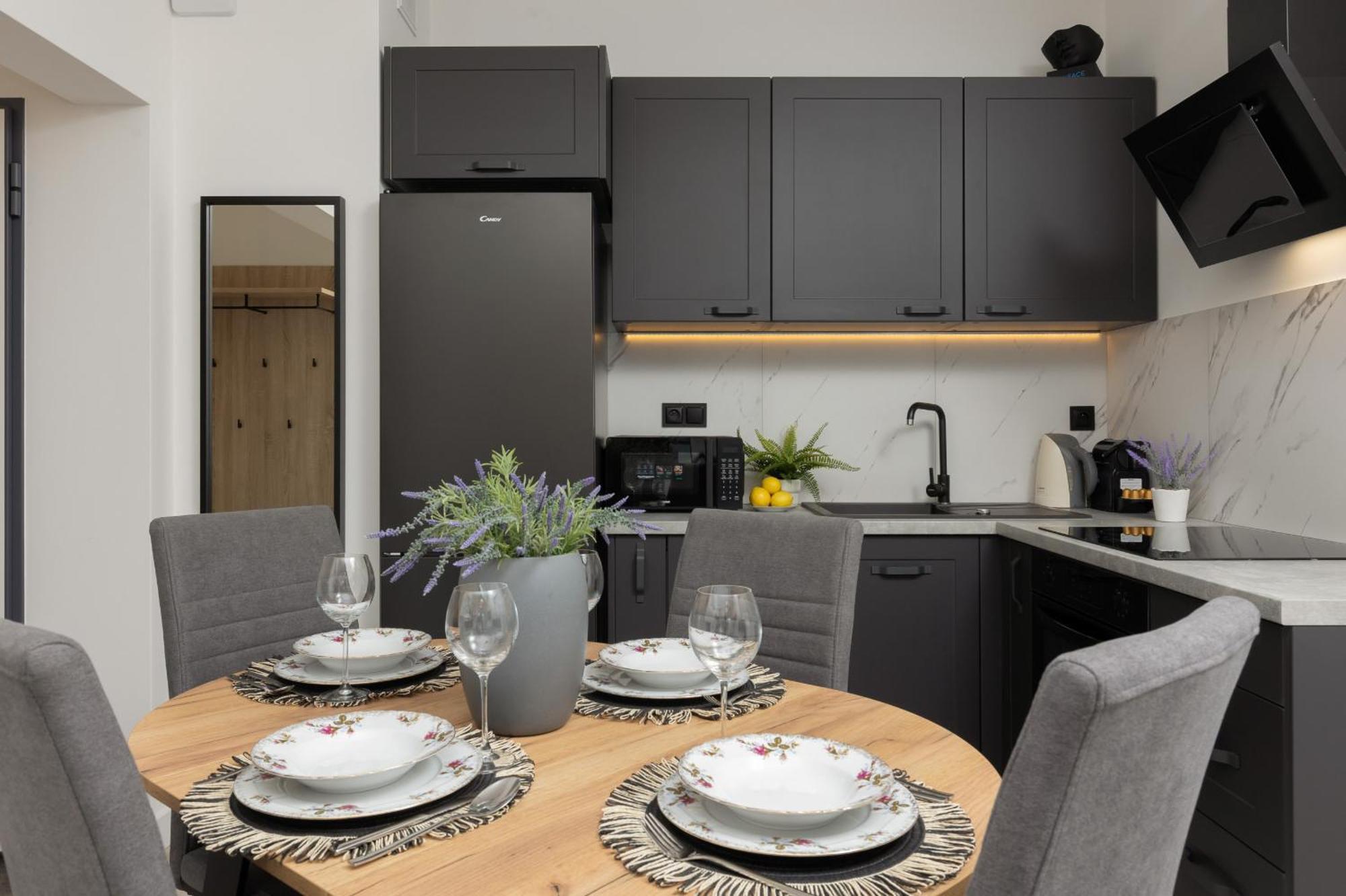 Spacious With Parking Ursus By Renters Prestige