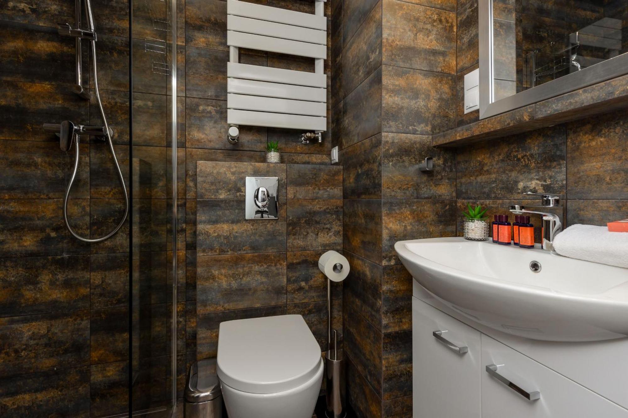 Apartment Spacious With Parking Ursus By Renters Prestige *