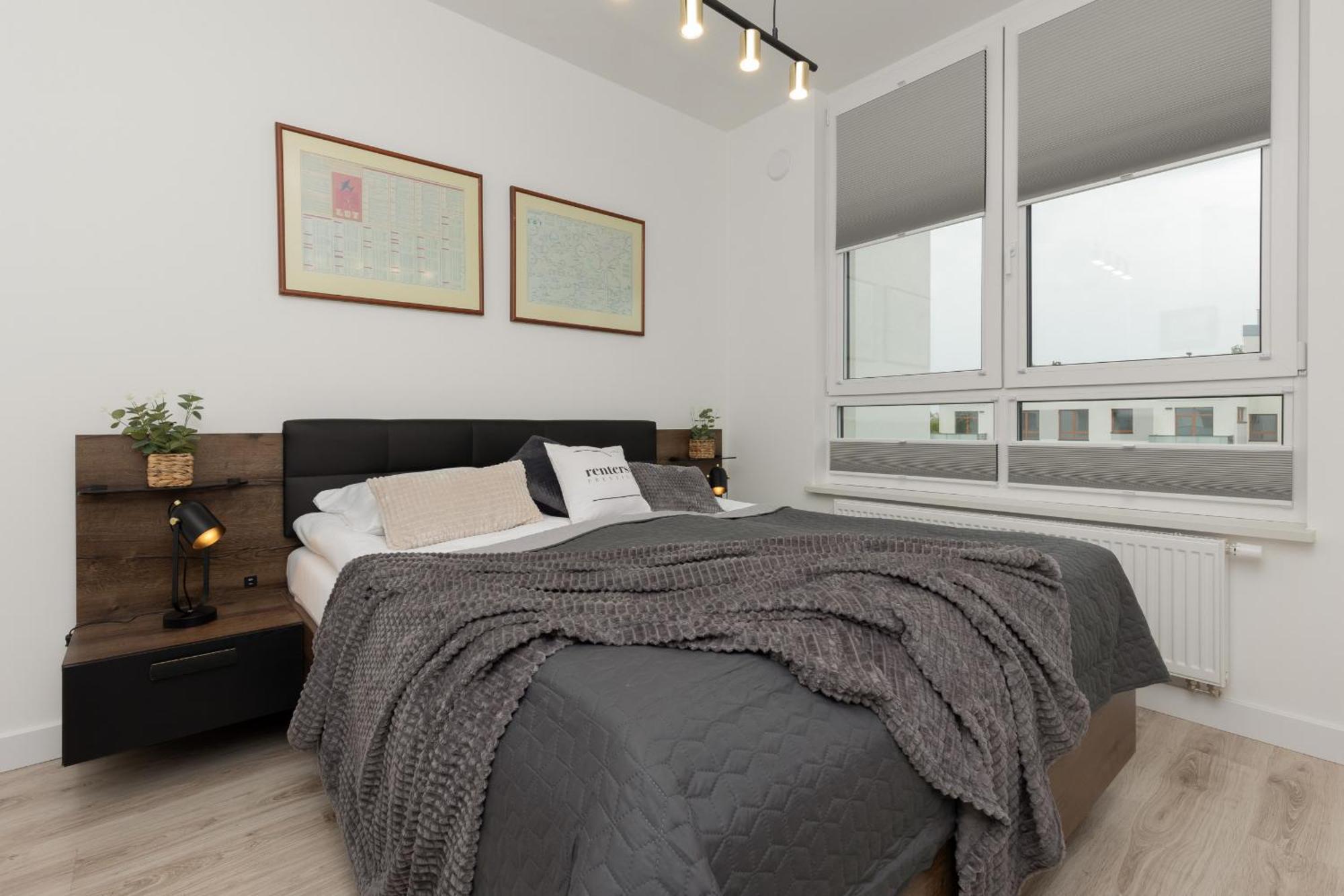 Spacious With Parking Ursus By Renters Prestige Apartment Warsaw