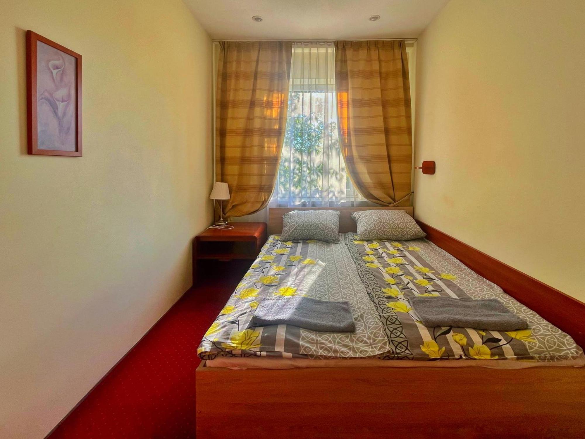 Hostel Fry House