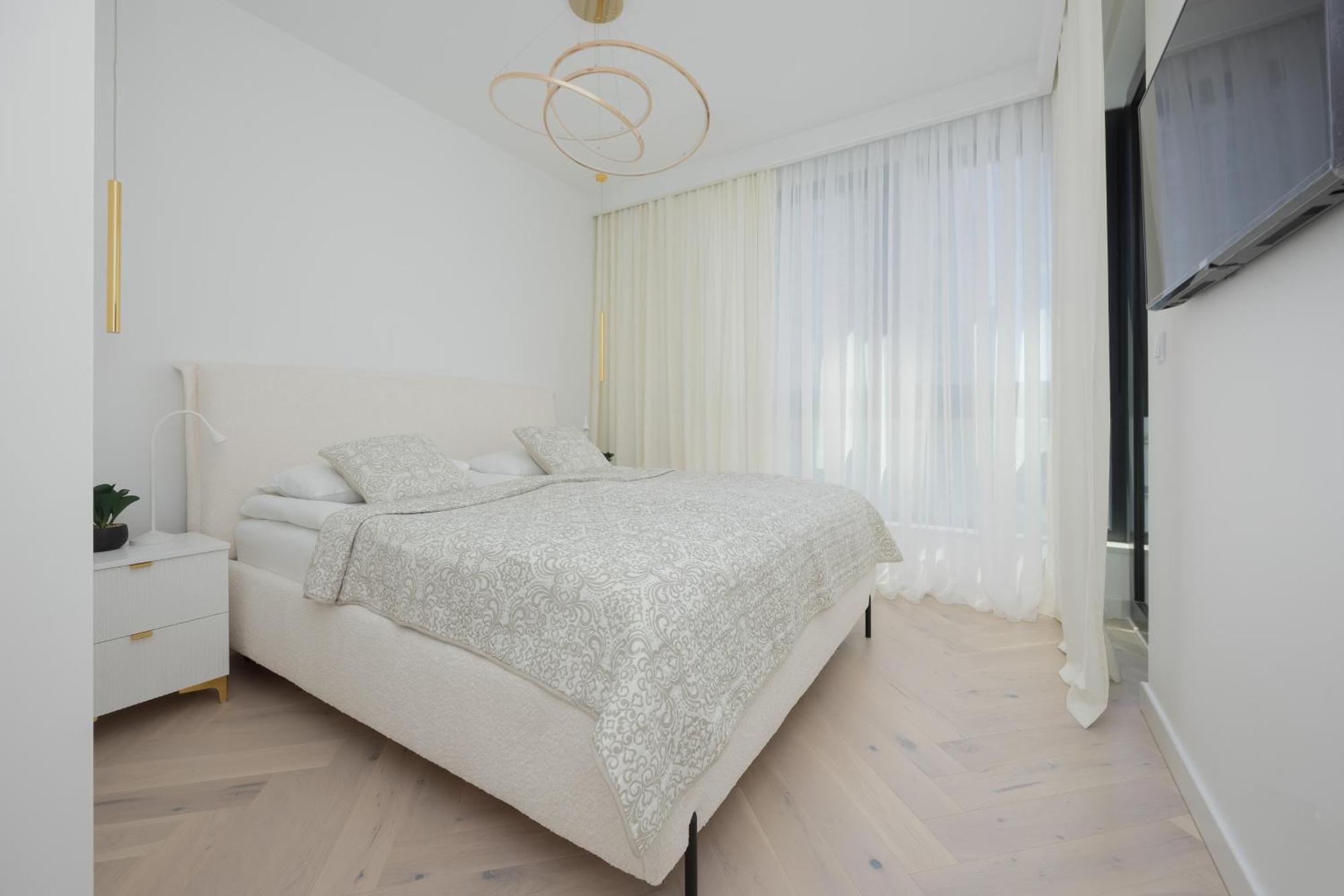 Lux Grzybowska With Parking By Renters Prestige *