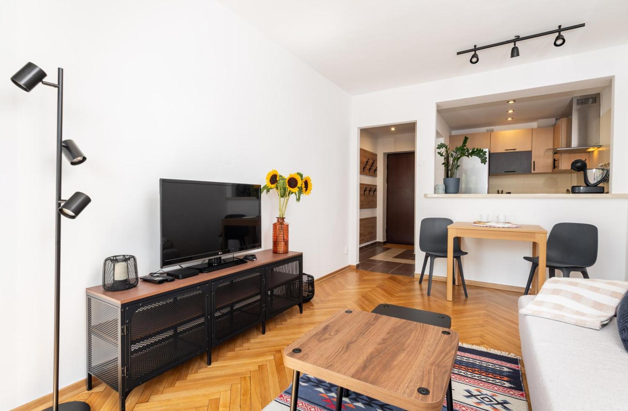 Apartament Przytulne Mieszkanko Z Balkonem I Parkingiem W Sercu Pragi Poludnie