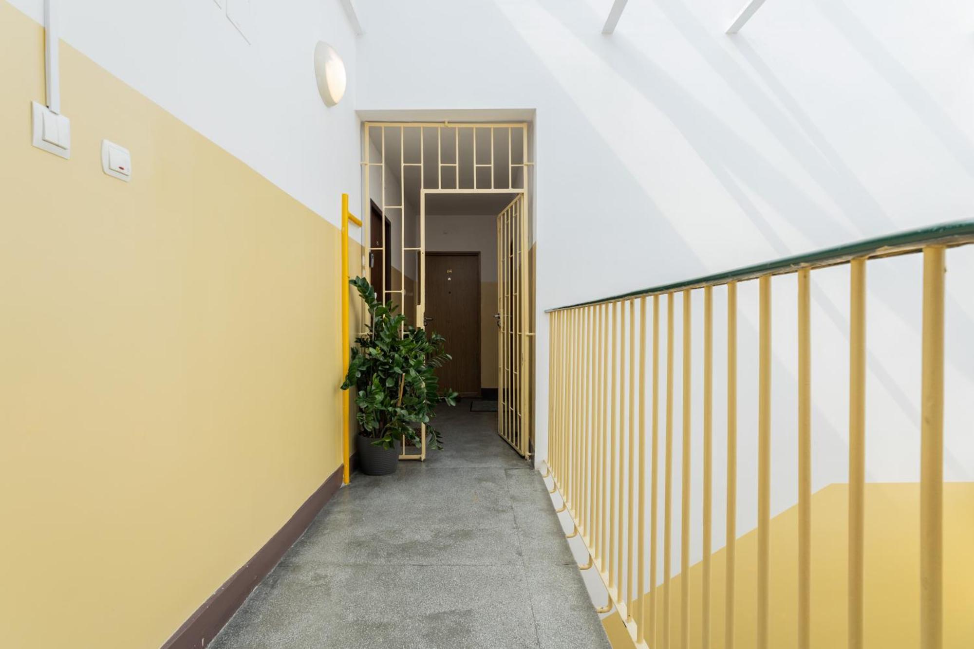 Apartament Przytulne Mieszkanko Z Balkonem I Parkingiem W Sercu Pragi Poludnie *