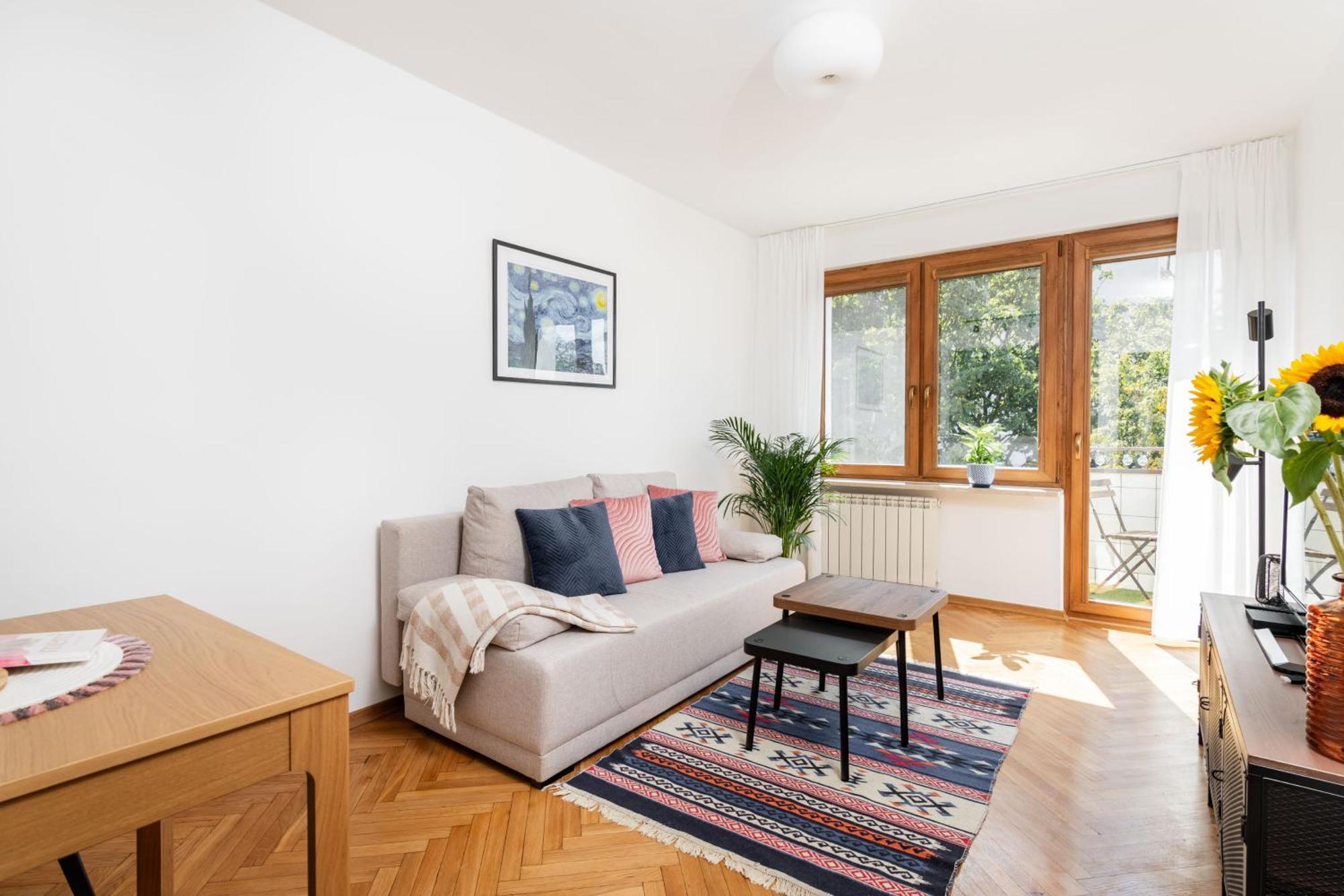 Apartament Przytulne Mieszkanko Z Balkonem I Parkingiem W Sercu Pragi Poludnie