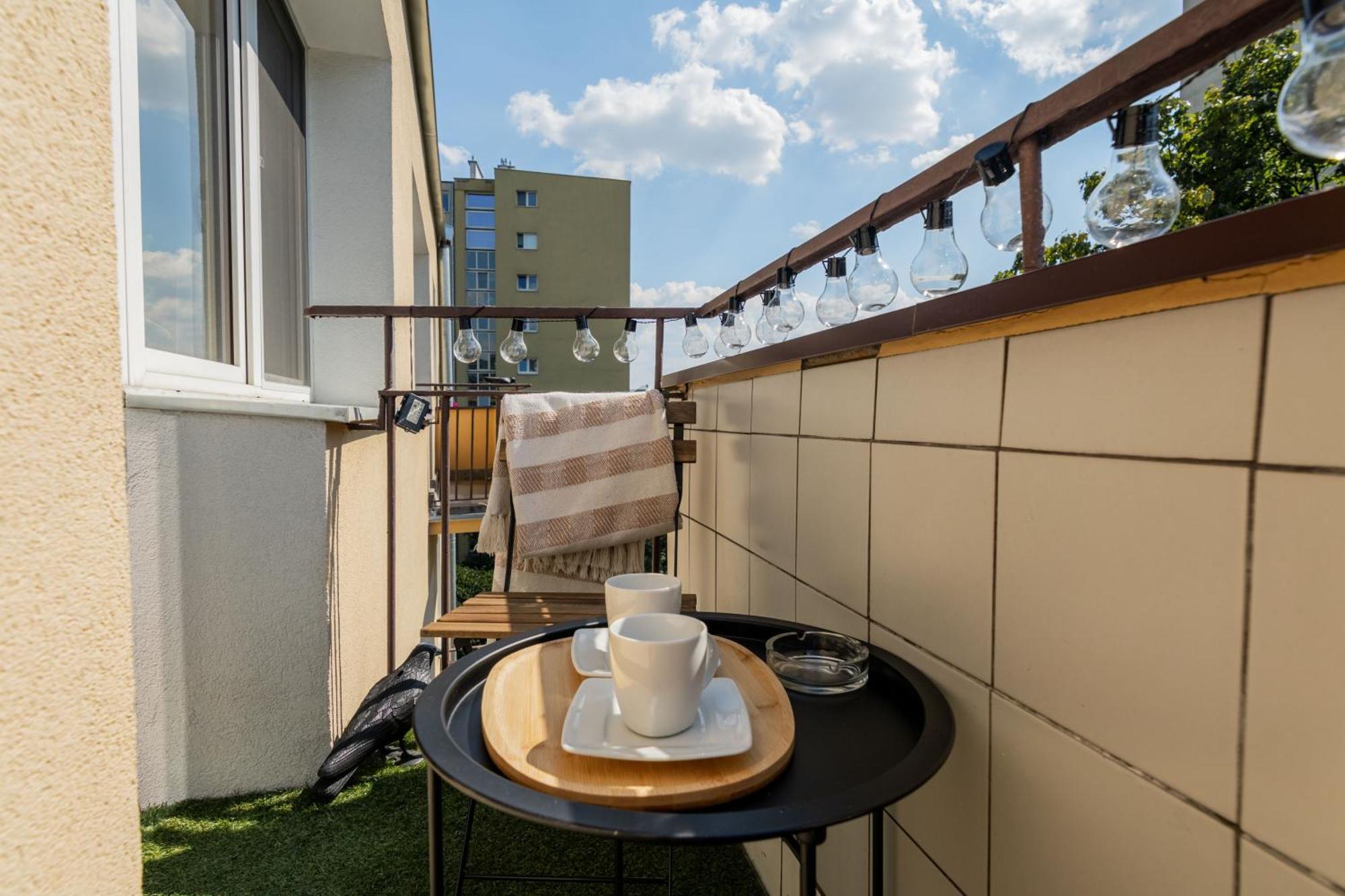 Przytulne Mieszkanko Z Balkonem I Parkingiem W Sercu Pragi Poludnie Apartament *