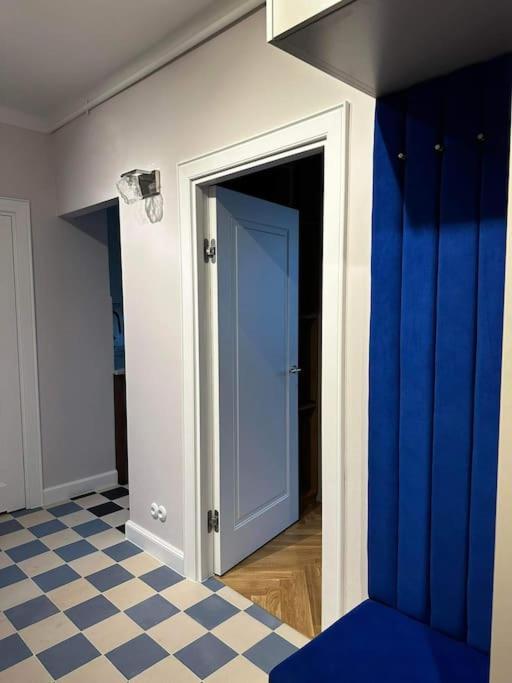 Apartment Beautiful In The Old Town Area Zoliborz