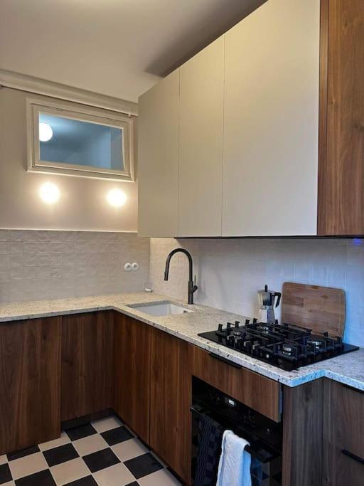 Beautiful In The Old Town Area Zoliborz Apartment *